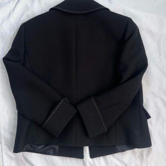 Tahari Suit Arthur Levine Skirt Size 6P Black White Stitched Trim Cuffed Sleeve - Picture 11 of 15